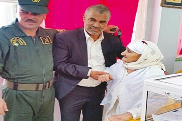 À 119 ans, Hadja Kheïra a exprimé son suffrage