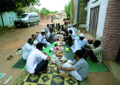 Par les souvenirs et les anecdotes extravagantes