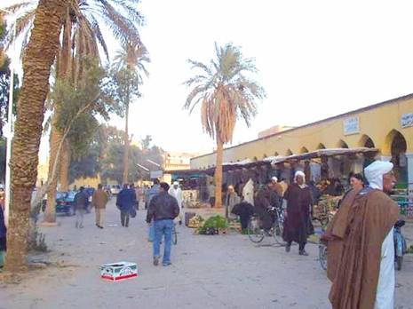Zag Taïr, une tradition sacrée durant le ramadhan                                    On n'oublie pas les enfants à Laghouat