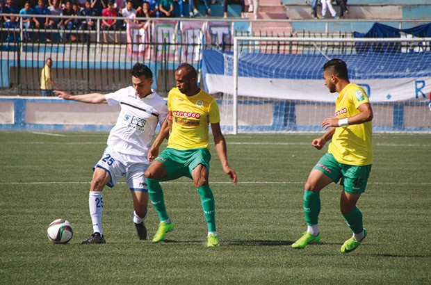 Les Canaris dans l''il du cyclone !