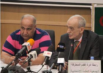 La guerre des clans fait rage