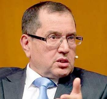 Boutarfa exhibe les atouts du marché algérien