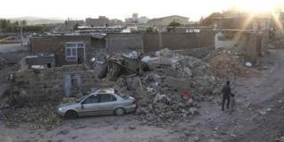 153 morts et 1.300 blessés dans deux séismes en Iran