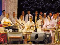 TOMBER DE RIDEAU SUR LE FESTIVAL NATIONAL DE LA CHANSON CHAABI                                    Alger conserve le premier prix