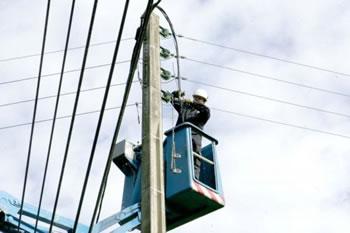 Une fatalité ou une responsabilité collective                                    LES COUPURES D'ELECTRICITE