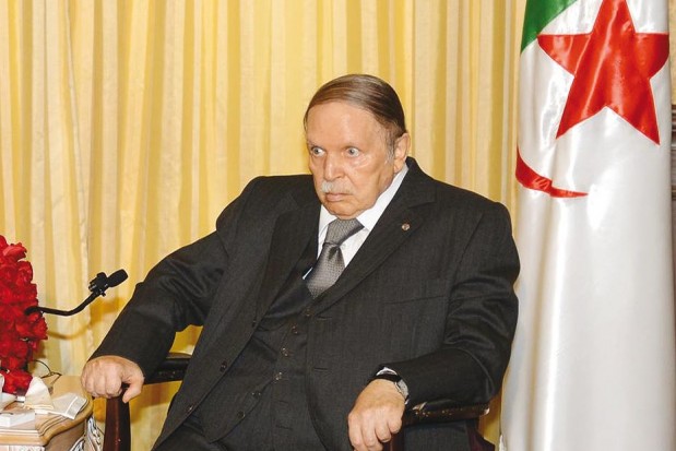 Bouteflika appelle l'élite à