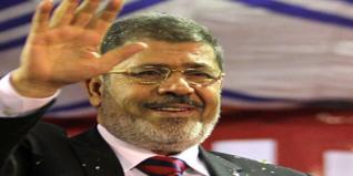 Morsi a joué sur des divisions dans l'armée et le choc de l'attaque du Sinaï