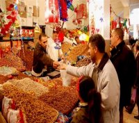 Oran : le marché des arachides s'emballe à l'approche de l'Aïd