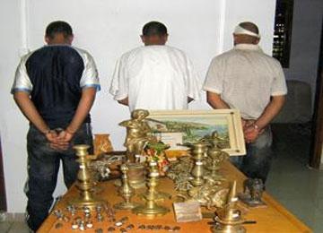 2500 قطعة أثرية مجهولة المصدر بتبسة                                    مدير دار الآثار وحماية المعالم بالولاية، يكشف: