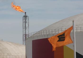 Les intellectuels se libéreront-ils du pouvoir rentier'                                    ILS NE SUPPORTENT PLUS LEUR MARGINALISATION