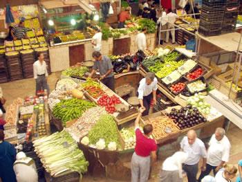 Les jeûneurs tirent la langue                                    LE RAMADHAN ENTRE DANS SA DERNIÈRE LIGNE DROITE