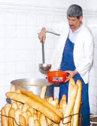 Nourrir les autres : un chemin vers la piété