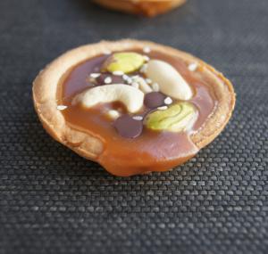 Tartelettes aux fruits secs et caramel