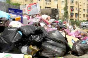 العديد من بلديات بجاية تغرق في النفايات