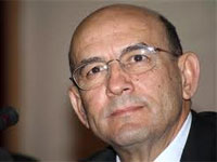 المدير العام لشركة سوناطراك أكدها السبت الماضي.. سوناطراك وفروعها ستتكفل بمولودية الجزائر ومولودية وهران وشباب قسنطينة وشبيبة الساورة