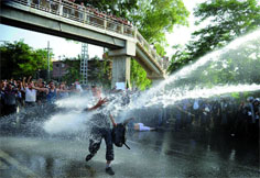 Les gardes communaux reviennent à la charge                                    Ils tiendront demain une réunion à Blida