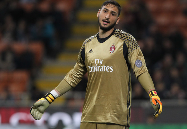 AC Milan : Donnarumma encensé par Casillas