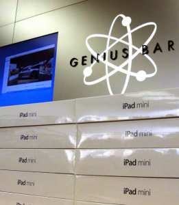 آبل  دفعت 70 مليار دولار لمطوري التطبيقات منذ 2008