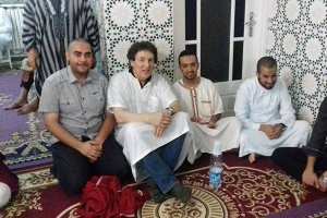 أمريكي يعلن إسلامه بالزاوية التجانية بعين تموشنت