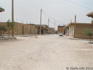 ليلة رعب في حي مزارة الاخضر بدار الشيوخ ..شاب صاحب سوابق يعتدي بالسلاح الأبيض على سكان الحي