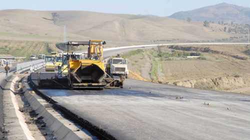 De nombreux projets gelés