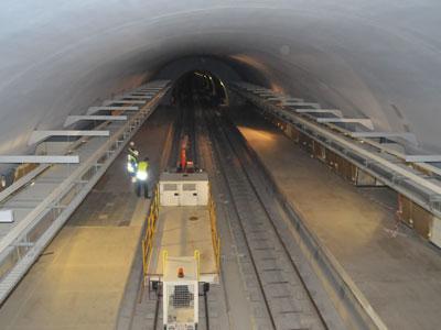 Le réseau du métro d'Alger atteindra 17 km en 2016                                    Il desservira Bachdjarah, El Harrach, Aïn Naâdja, Alger et la Place des Martyrs