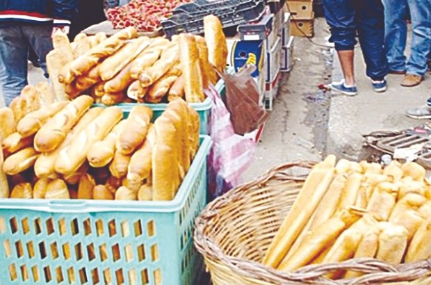 Du pain sur le trottoir