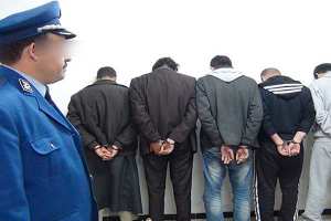 توقيف تجار أسلحة ومخدرات بتيزي وزو