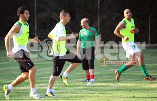 MCA : Serrar irrite les Mouloudéens ! : «Qu'il nous parle de l'argent que lui donnait le wali pendant des années sans compter !»