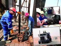 Dans la fournaise des derricks                                    Hassi-Messaoud Plate-forme pétrolière TP 194