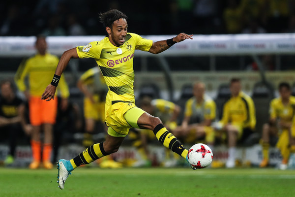 Borussia Dortmund : Milan accélère pour Aubameyang