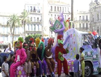 وهران تحتضن مهرجان “القراءة في احتفال