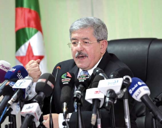 أويحيى: «إنهاء مهام الأمين الولائي لتيزي وزو مجرد إشاعة»