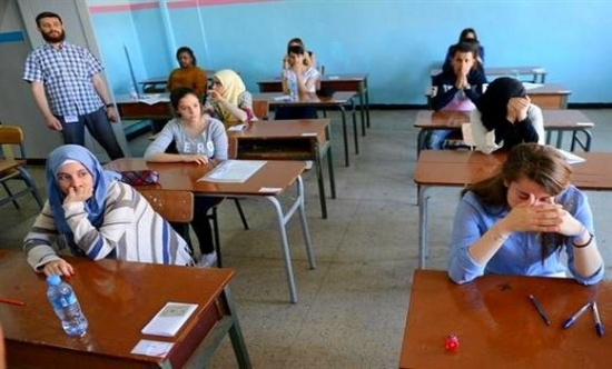 وزيرة التربية تشرف بقالمة على انطلاق امتحان شهادة البكالوريا