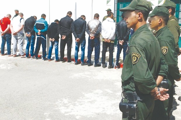 Le gang encagoulé neutralisé
