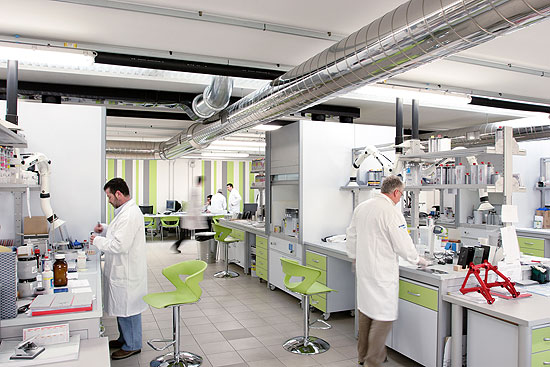 Contribution active du système éducatif algérien à la croissance économique                                    Lancement du Prix pour la recherche en éducation en Afrique