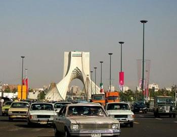 L'Iran au-delà des clichés                                    FEMMES, RELIGION ET POLITIQUE