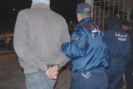 تفكيك شبكة إجرامية مختصة في سرقة الشاحنات ببجاية