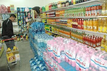 A boire et à manger                                    PENURIE D'EAU MINERALE