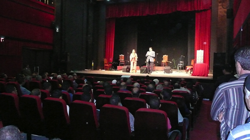 «La Poudre d'intelligence» mise en scène