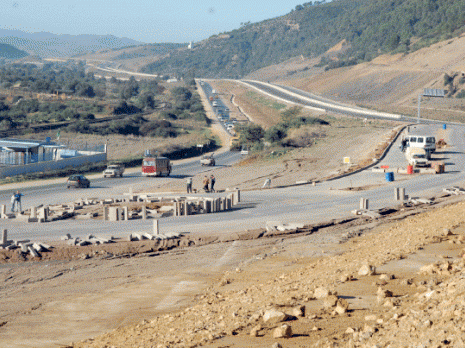 Autoroute Est-Ouest : Arrêt momentané des travaux des tunnels de Aïn Chriki