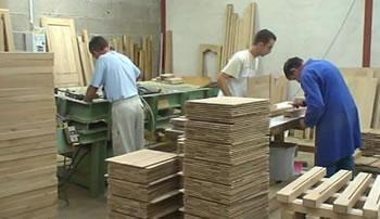 La section syndicale locale dissoute                                    LEADER MEUBLE DE TABOUKERT (TIZI OUZOU)