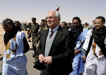 Le silence embarrassé de Rabat                                    BAN KI-MOON RENOUVELLE SA CONFIANCE À ROSS