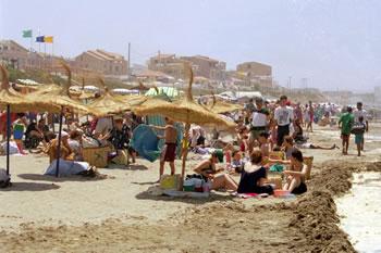 Les estivants reviennent en force                                    COURTE REPRISE DE LA SAISON ESTIVALE À BEJAIA