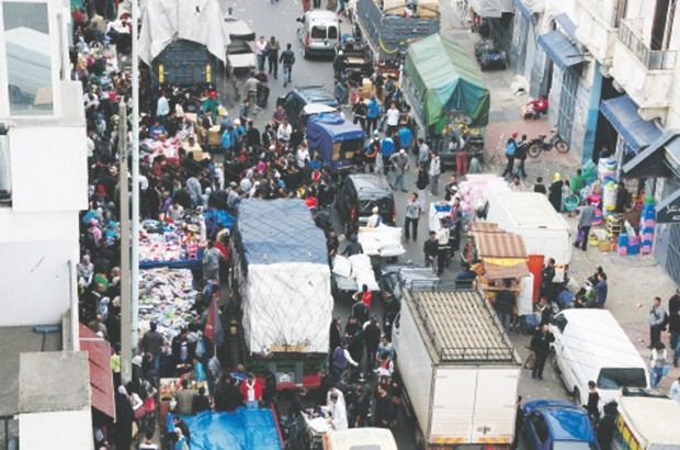 La voie publique squattée par les marchands conjoncturels