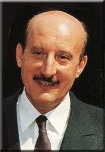 Biographie de Kasdi Merbah