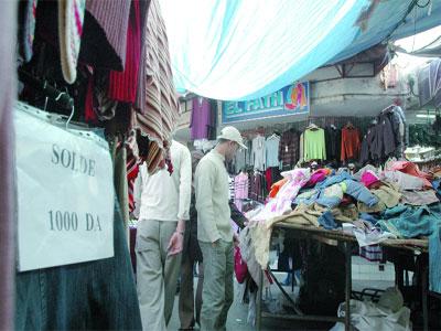 Le commerce informel n'est pas près d'être délogé                                    Alors que le phénomène a pris une dimension alarmante