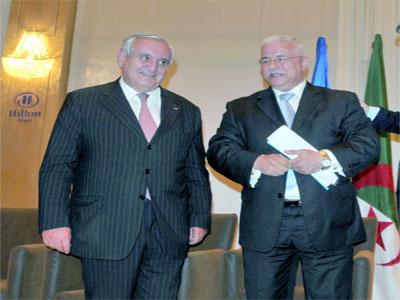 Laurent Fabius confie à Jean-Pierre Raffarin une mission sur l'Algérie                                    Coopération algéro-française