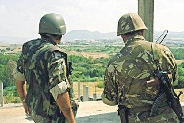 إرهابي يسلّم نفسه بتمنراست