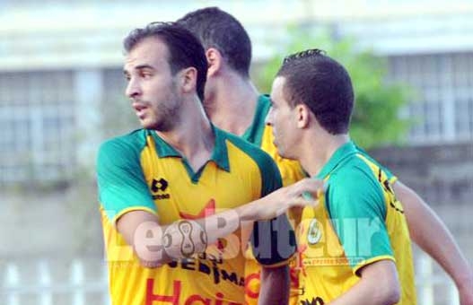 JSK : Benchérifa enflamme le couloir gauche